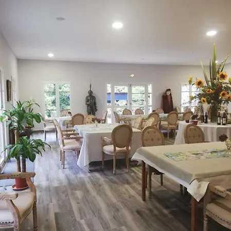 Hotel Restaurant Rose Des Pyrenees Belvianes-et-Cavirac