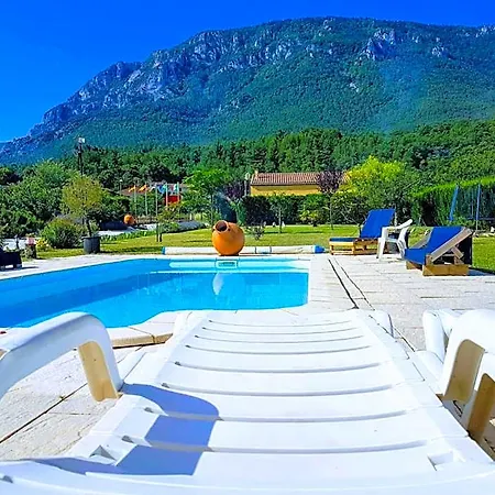 Restaurant Rose Des Pyrenees Hotel 3*