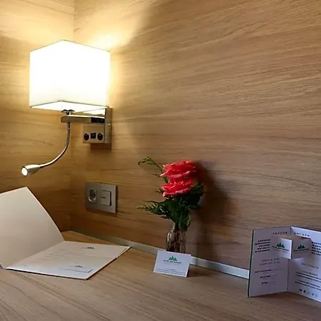 酒店 Restaurant Rose Des Pyrenees 波尔维恩卡维亚克