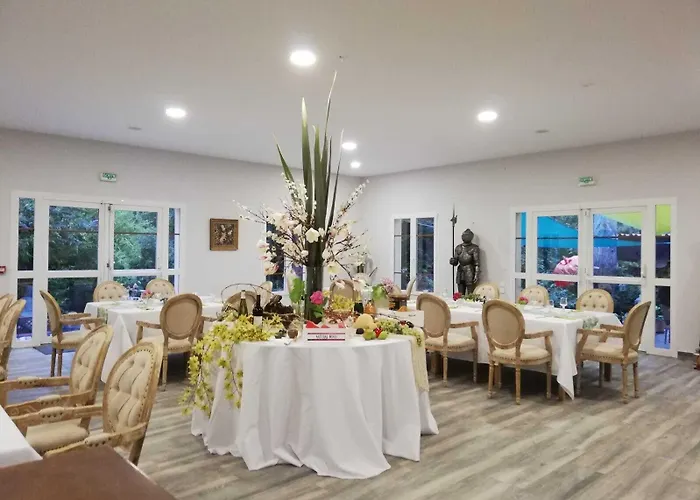 Restaurant Rose Des Pyrenees